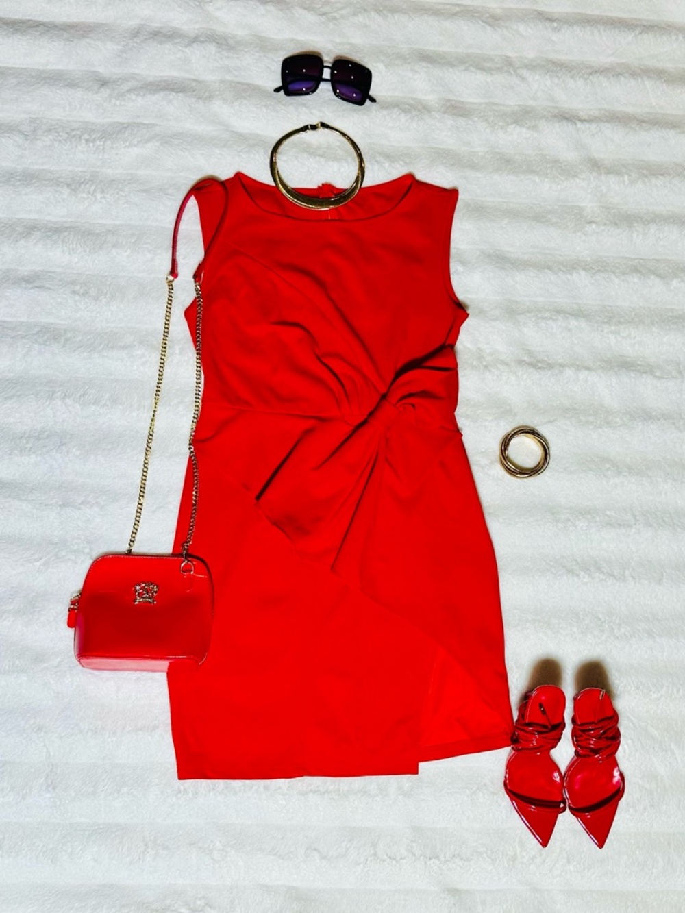Red Twist-Front Bow Sheath Dress